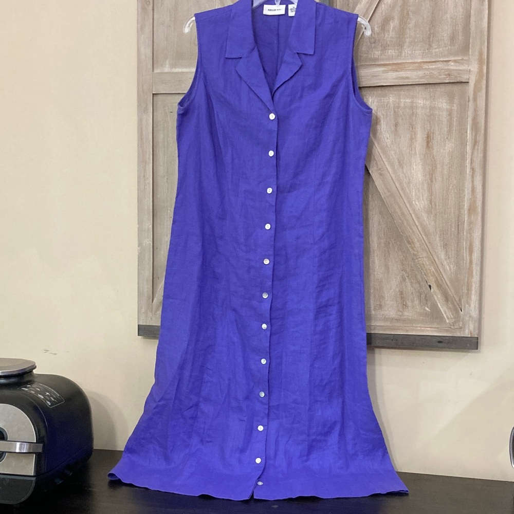 Parisian Works Violet Linen long Dress 
SIZE M